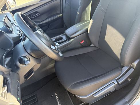 Certified 2025 Nissan Sentra S image 21