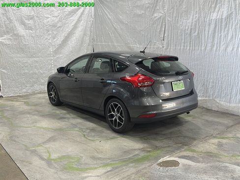 Used 2017 Ford Focus SEL w/ Cold Weather Package FWD image 7