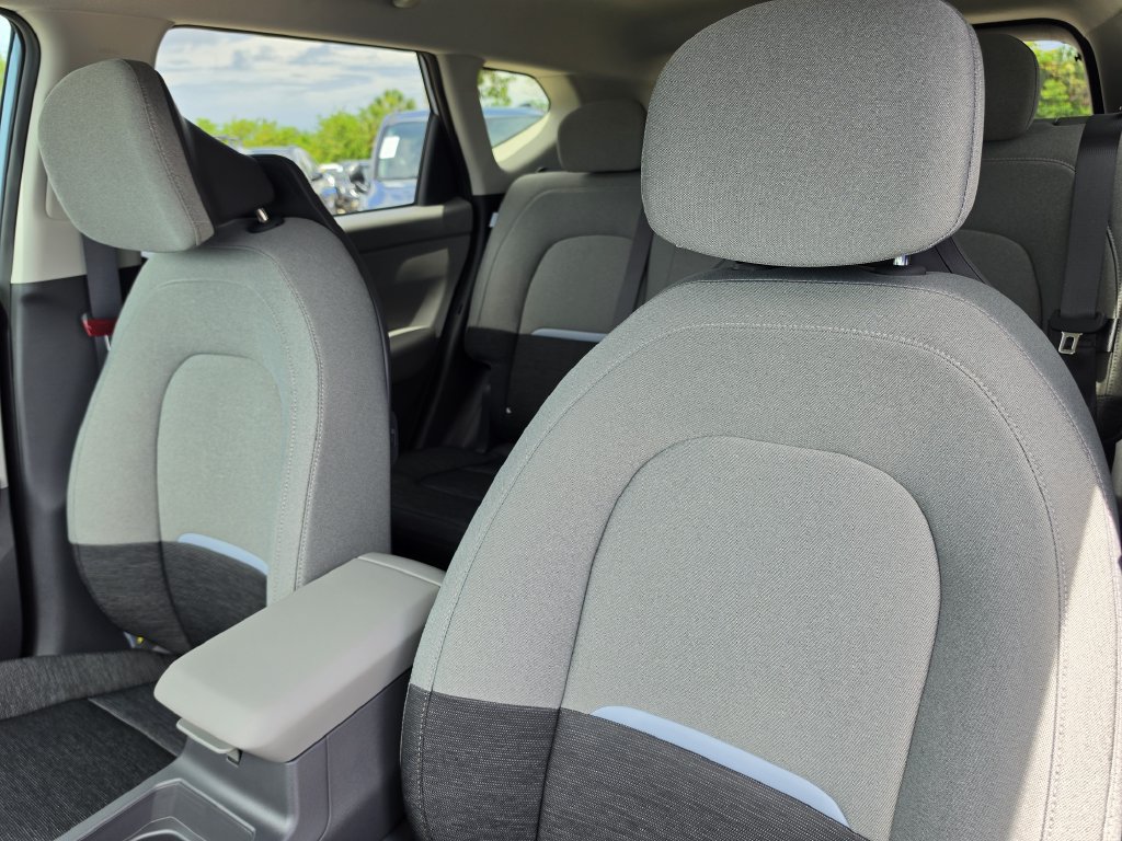 New 2027 Kia Seltos S FWD image 21