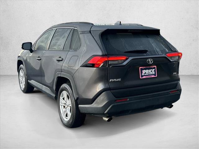 Used 2019 Toyota RAV4 XLE w/ Convenience Package FWD image 7