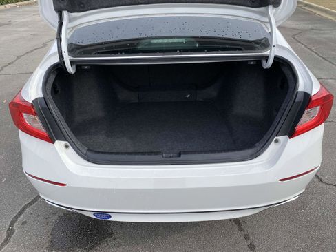 Used 2018 Honda Accord EX-L image 10