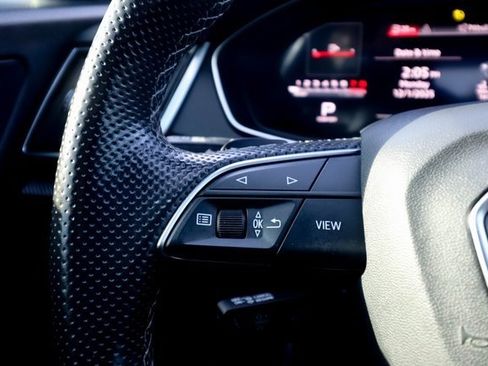 Used 2022 Audi SQ5 Premium Plus w/ Premium Plus Package image 60