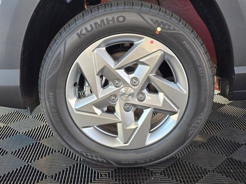 New 2026 Hyundai Kona SE image 11