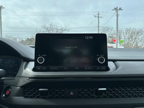 Used 2024 Honda Accord EX image 16
