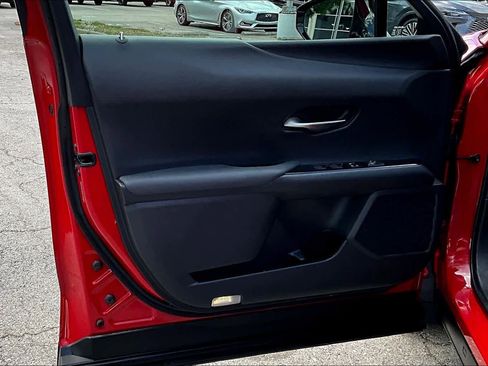 Used 2020 Lexus UX 200 w/ Premium Package FWD image 26