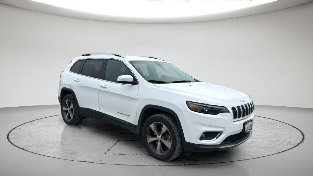 Used 2019 Jeep Cherokee Limited AWD/4WD image 2