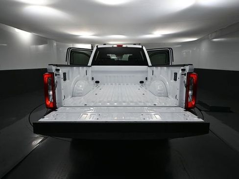Used 2024 Ford F350 XLT w/ FX4 Off-Road Package image 39
