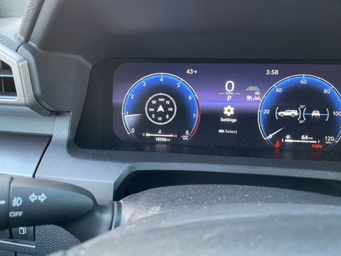 Used 2025 Toyota 4Runner TRD Off-Road image 40