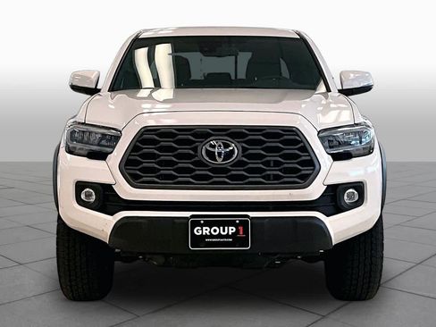 Used 2023 Toyota Tacoma TRD Off-Road AWD/4WD image 3