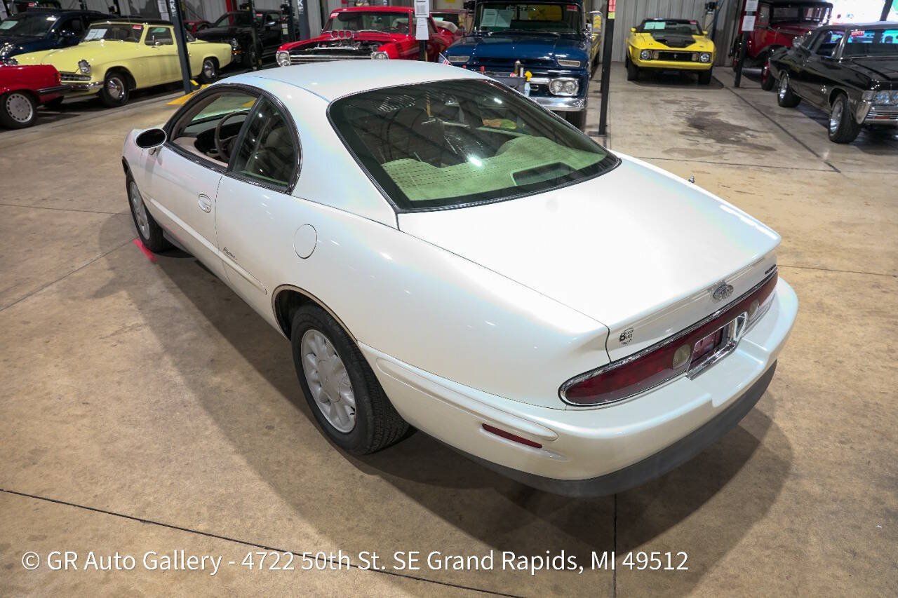 Used 1998 Buick Riviera Supercharged Coupe FWD image 16