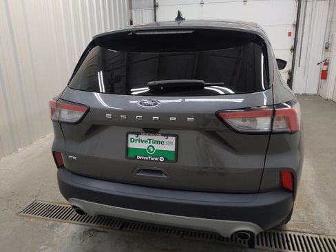 Used 2022 Ford Escape SE FWD image 7