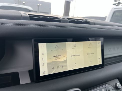 Certified 2024 Land Rover Defender 110 S image 26