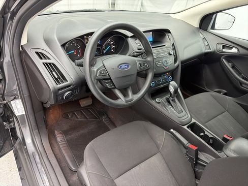 Used 2017 Ford Focus SE image 15