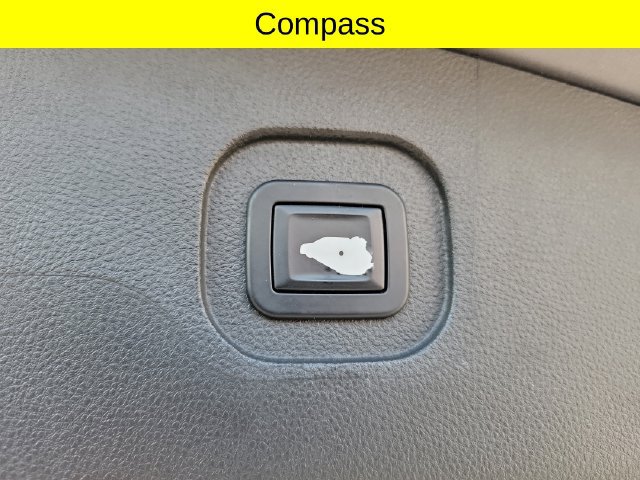 Used 2012 Chevrolet Equinox LTZ FWD image 28