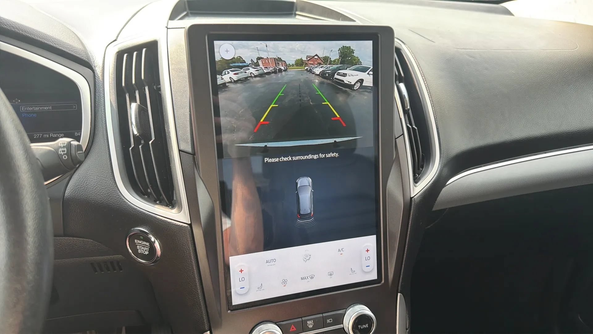 Used 2021 Ford Edge SEL FWD image 14