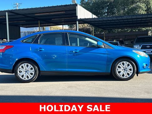 Used 2012 Ford Focus SE image 3