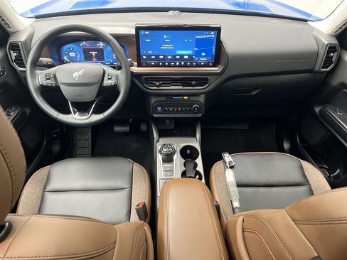 Used 2025 Ford Bronco Sport Outer Banks w/ Outer Banks Tech Package+ image 4