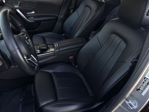 Used 2019 Mercedes-Benz A 220 image 17