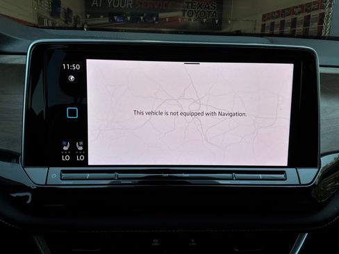 Used 2026 Volkswagen Atlas SE FWD image 35
