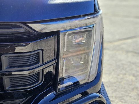 Certified 2022 Ford F150 Platinum w/ Equipment Group 701A High image 12