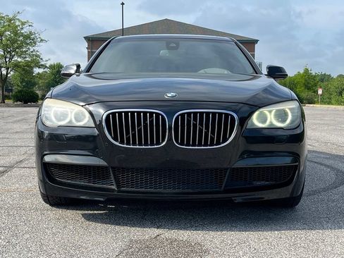 Used 2013 BMW 740Li xDrive AWD/4WD image 2