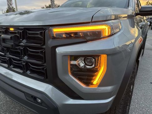 Used 2024 GMC Canyon Elevation w/ Convenience Package image 12