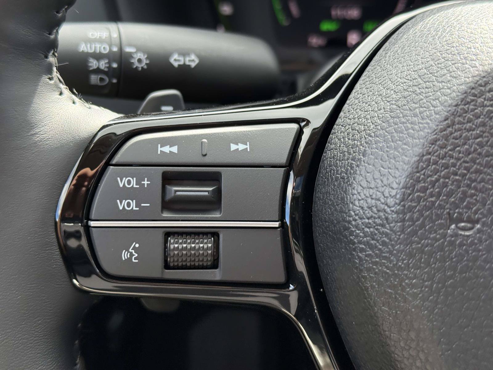 New 2026 Honda Accord Hybrid Touring image 18