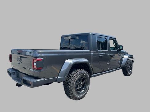 Certified 2025 Jeep Gladiator Sport AWD/4WD image 6