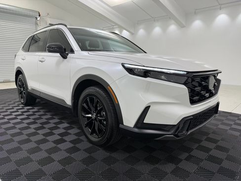Used 2025 Honda CR-V Sport image 1