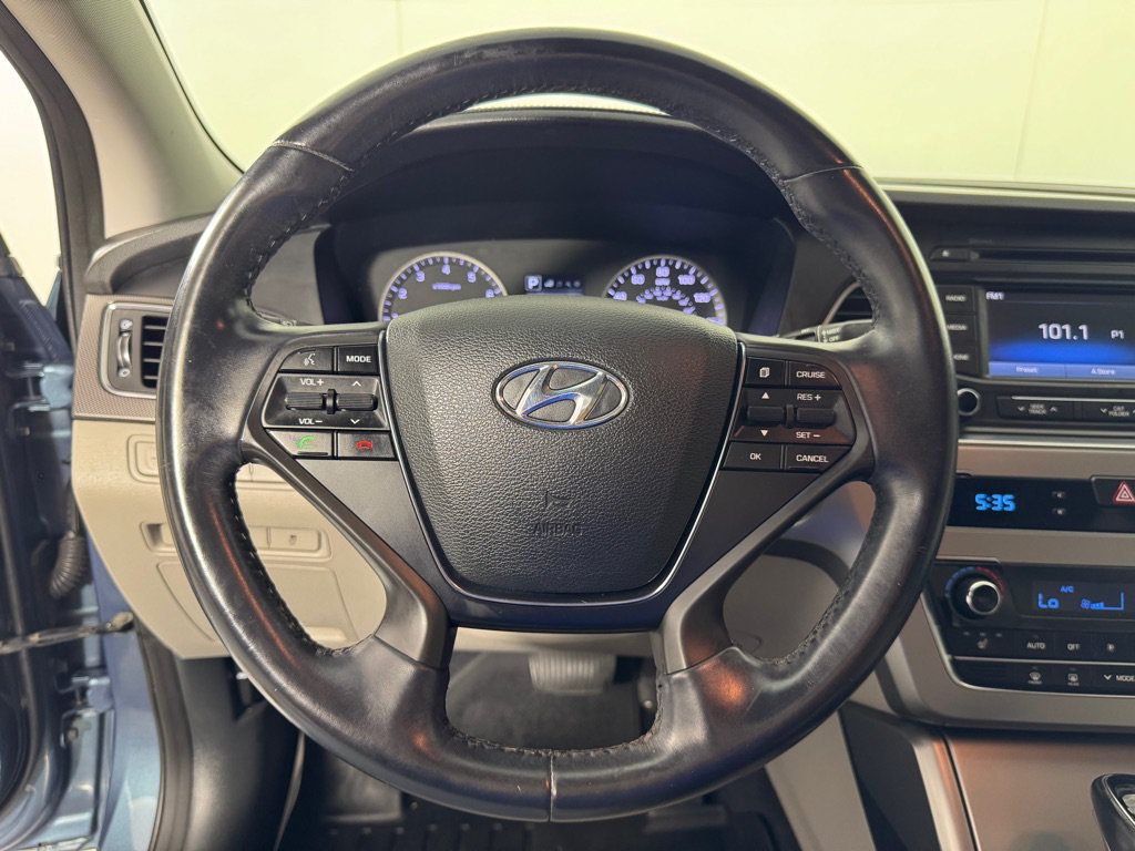 Used 2015 Hyundai Sonata Sport w/ Option Group 03 FWD image 14