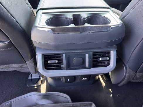 Used 2024 Ford F150 Lariat w/ Tow/Haul Package AWD/4WD image 28