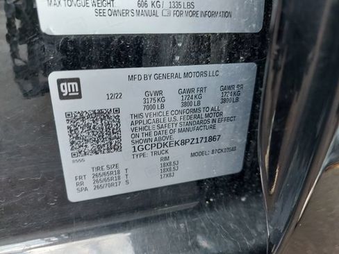 Used 2023 Chevrolet Silverado 1500 LT AWD/4WD image 31