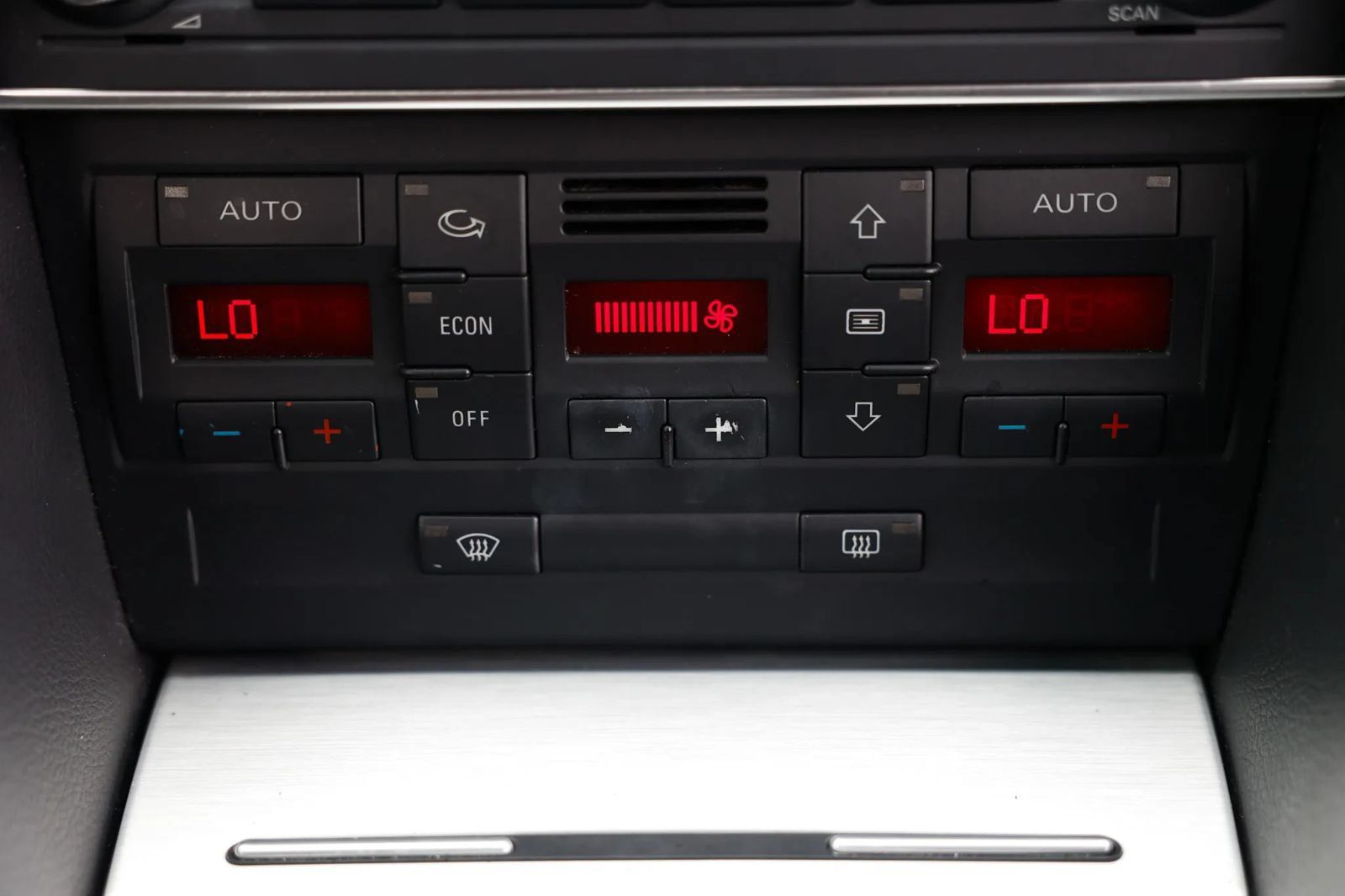 Used 2007 Audi S4 Sedan AWD/4WD image 31