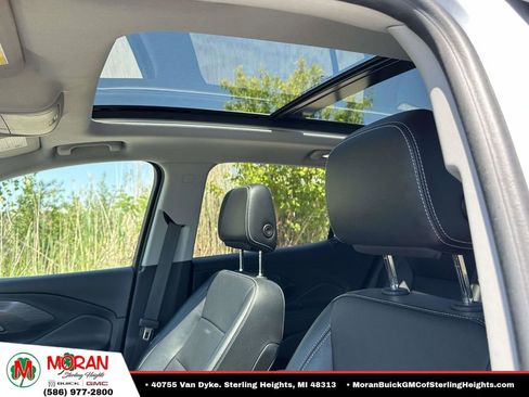 Certified 2023 GMC Terrain SLT FWD image 20