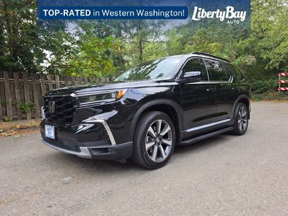 Used 2025 Honda Pilot Elite