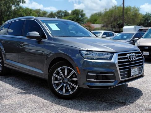 Used 2019 Audi Q7 3.0T Premium Plus w/ Premium Plus Package AWD/4WD image 2