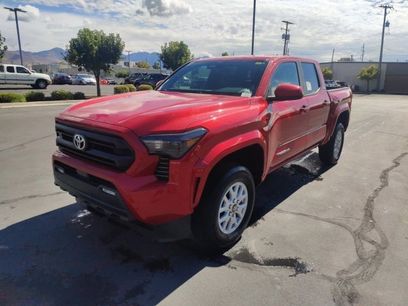 New 2025 Toyota Tacoma SR5