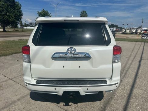 Used 2012 Toyota 4Runner SR5 w/ Convenience Pkg image 7