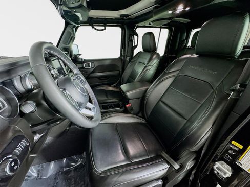 Used 2022 Jeep Gladiator Overland w/ Popular Equipment Package image 12