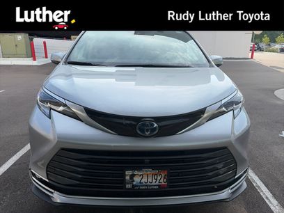 Certified 2023 Toyota Sienna Platinum