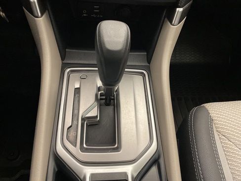 Used 2019 Subaru Forester Premium AWD/4WD image 15