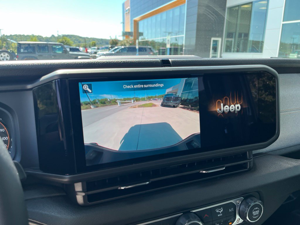 New 2027 Jeep Gladiator Sport AWD/4WD image 10