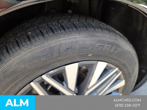 Used 2025 Nissan Altima 2.5 SV FWD image 18