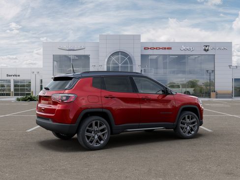 New 2025 Jeep Compass Limited w/ Sun & Sound Group image 27