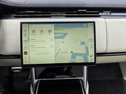 Used 2024 Land Rover Range Rover SE image 20