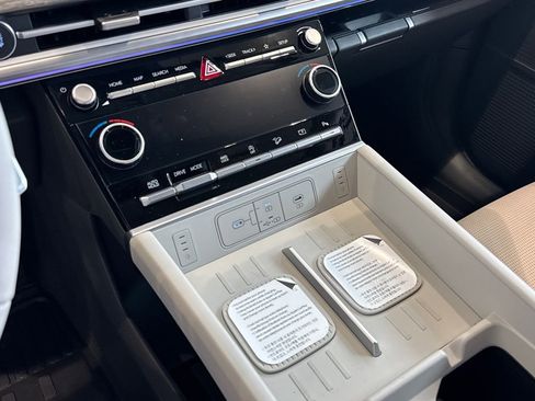 New 2026 Hyundai Santa Fe Limited AWD/4WD image 24