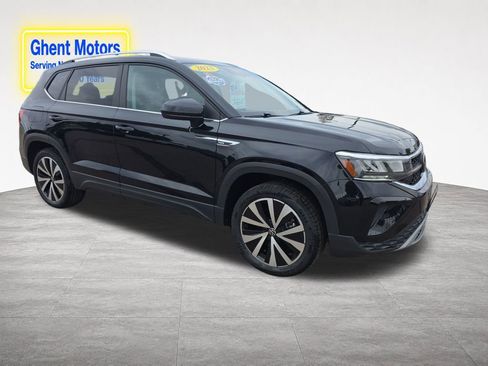 Used 2023 Volkswagen Taos SE AWD/4WD image 12