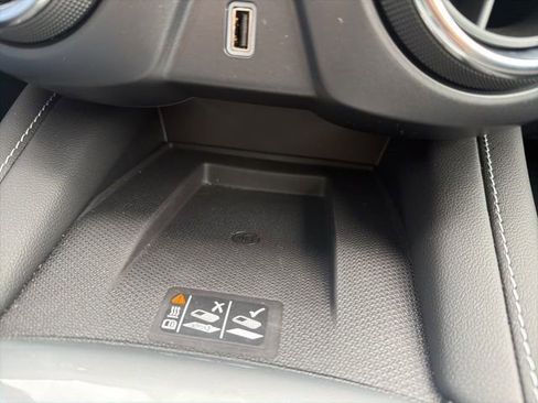 Used 2024 Chevrolet Blazer LT w/ Convenience Package FWD image 17