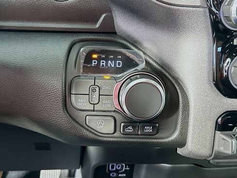New 2026 RAM 1500 Warlock AWD/4WD image 16