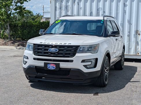 Used 2016 Ford Explorer Sport w/ Equipment Group 401A AWD/4WD image 7